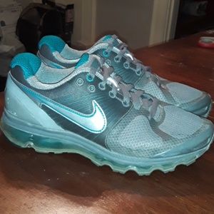 Nike Air Max Flywire Plus